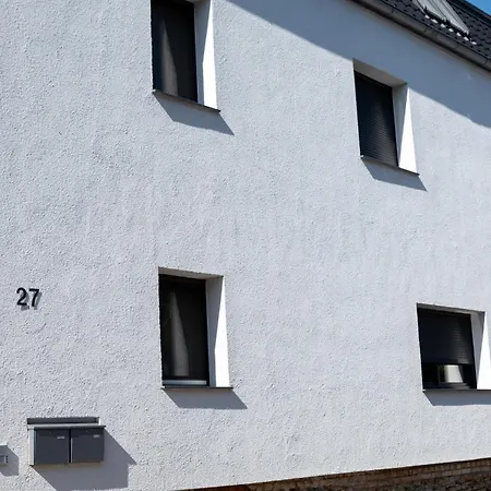 Monteurswohnungen Raecke *